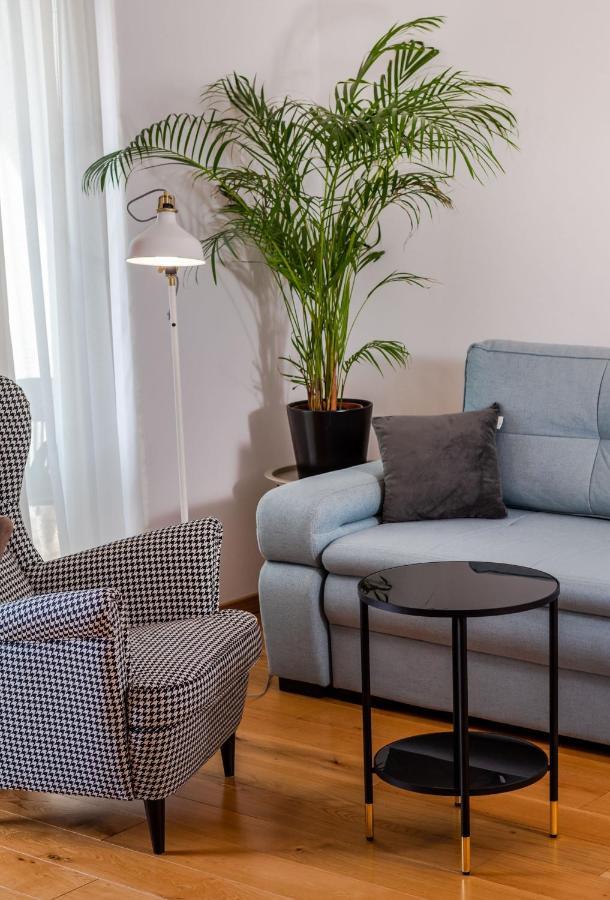 Solu Apartment Promajna Eksteriør billede