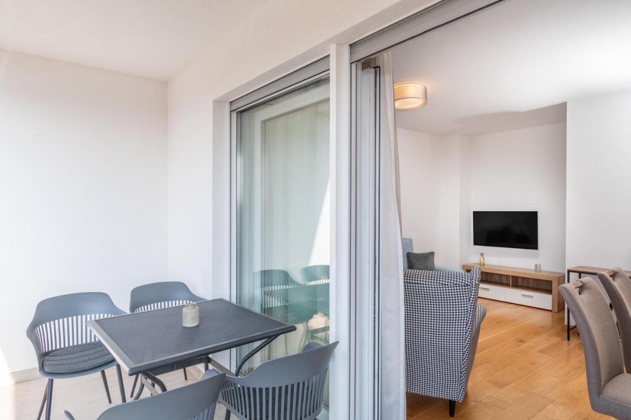 Solu Apartment Promajna Eksteriør billede
